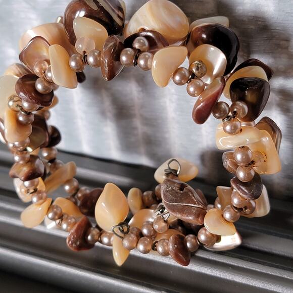 Bracelets that Rock , Chunky Bracelets for Women , Beautiful & Trendy Bracelets - Picture 2 of 10